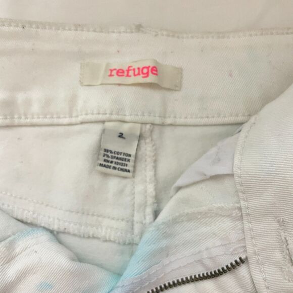 Reworked High Rise Green Dip-Dyed Ombre Shorts - Picture 3 of 11